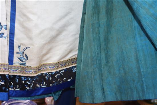 A Chinese embroidered silk skirt